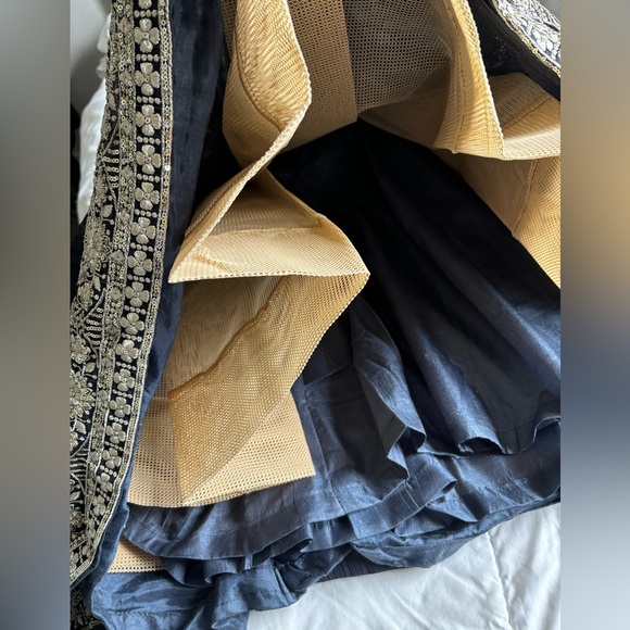 Indian Lehengha - Navy Blue and silver Lengha - Picture 8 of 8